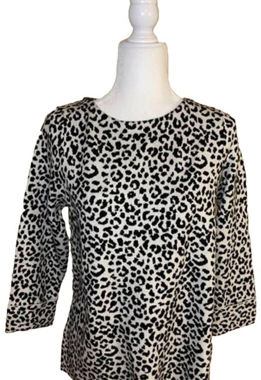 Cynthia Rowley Women’s leopard print sweater size M